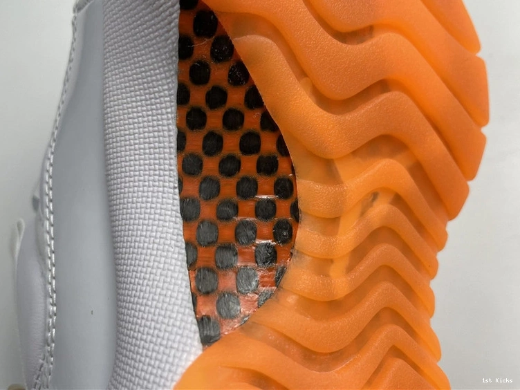 Low 11 AH7860-139 Air WMNS “Citrus Jordan  0421